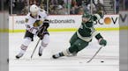 Blackhawks complete sweep with 4-3 win over Wild