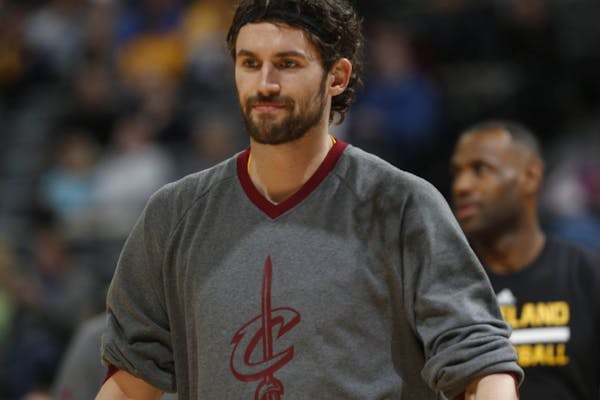 Kevin Love and Cavaliers at Target Center tonight