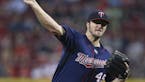 After delay, Twins trudge to messy win over Reds