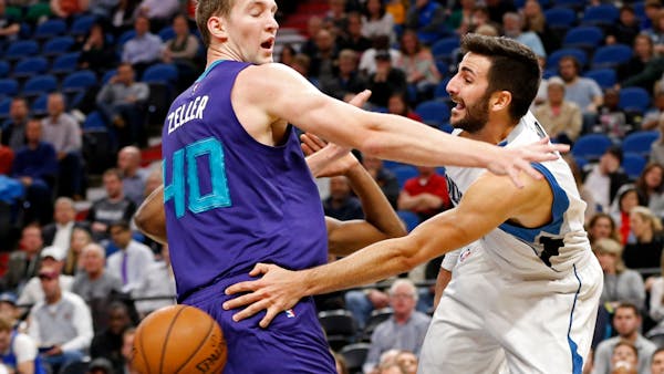 Timberwolves take another third-quarter pounding, fall to Hornets