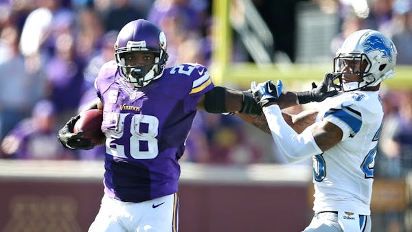 Vikings, Peterson rebound from opener, roll past Lions