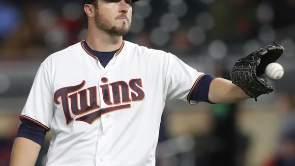 Twins put together a clunker, drop to .500 in 11-4 loss to Cleveland