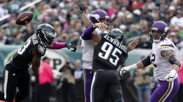 Eagles defense steps up to beat Vikings