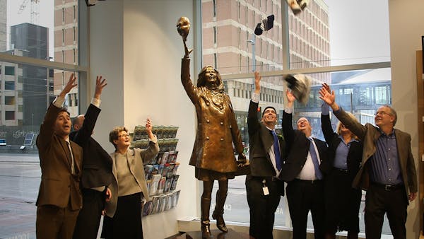Mary Tyler Moore statue re-unveiled