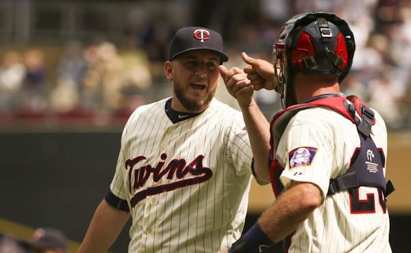 Dozier hits another big homer as Twins finish sweep of Baltimore