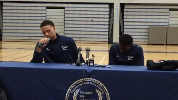 Theo John and McKinley Wright choose Marquette, Dayton