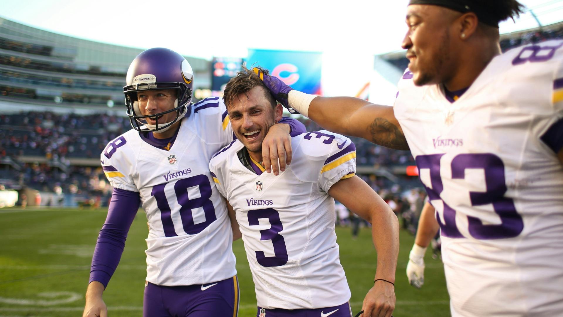 Vikings players Brian Robison, Xavier Rhodes and Blair Walsh feel like the team came together for an important road win.