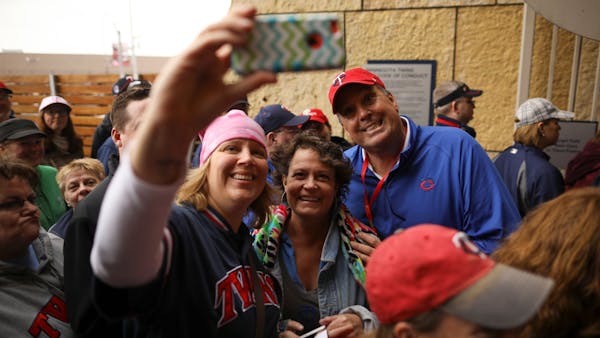 Twins, fans celebrate Opening Day at Target Field