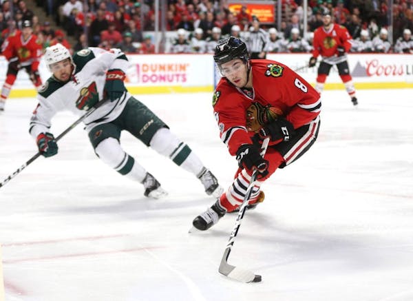 Wake-up call comes too late for Dubnyk in Wild's loss to Chicago
