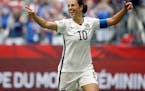 Record crowd expected for U.S. women's soccer