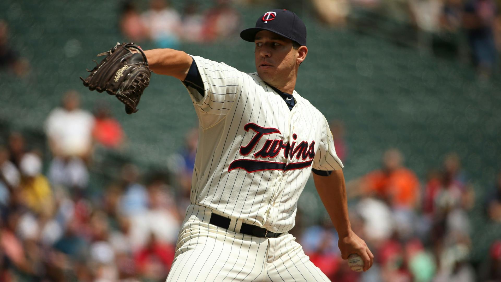 Twins lefthander Tommy Milone says he kept hitters off balance by mixing up his pitches during Wednesday's win over Baltimore.