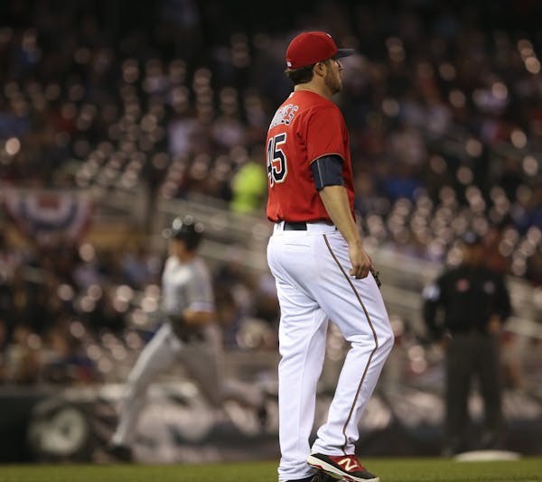 Failures continue: Twins drop to 0-8 with shutout loss to White Sox