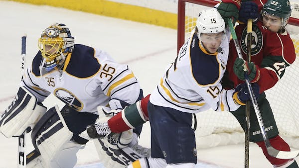 Wild falls behind early, loses to struggling Sabres