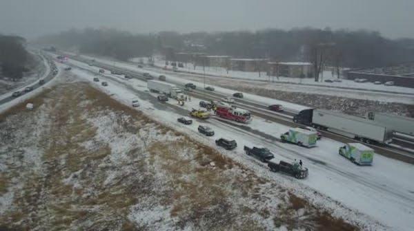Snow causes multi-car pileup on I-694 Sunday