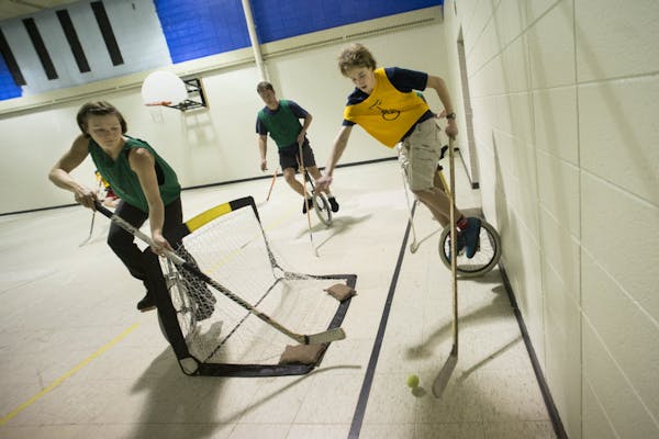 Hockey on one wheel: Unicyclists put a true Minnesota spin on hockey