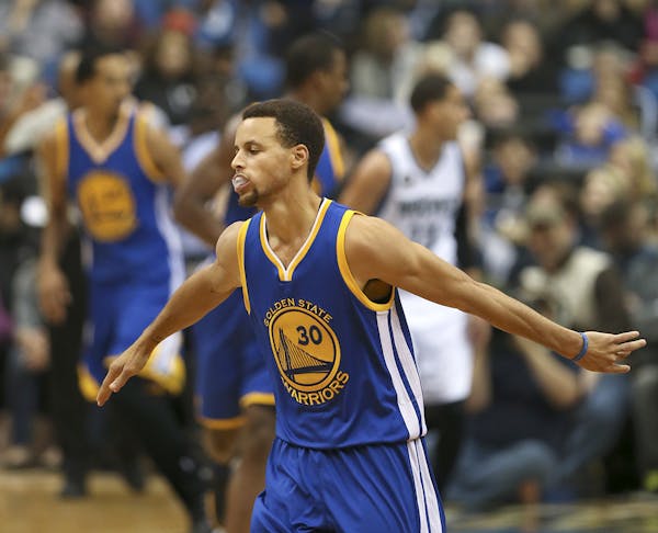 The Steph Show: Warriors beat Wolves 129-116