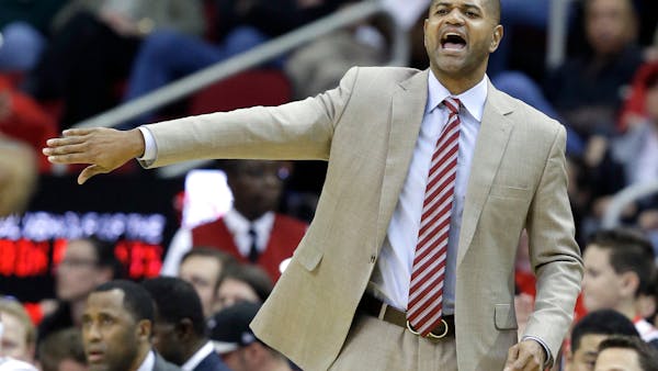 McHale fired as Rockets coach; Magic Johnson calls move a 'big mistake'