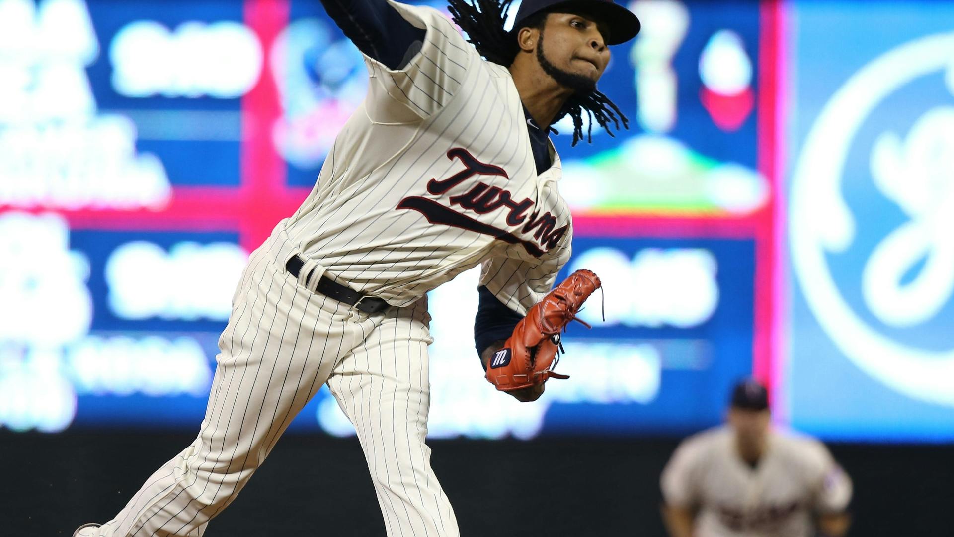 Twins righthander Ervin Santana says he was rushing his pitches in first two innings Wednesday, but he recovered to pitch seven innings with just two runs.