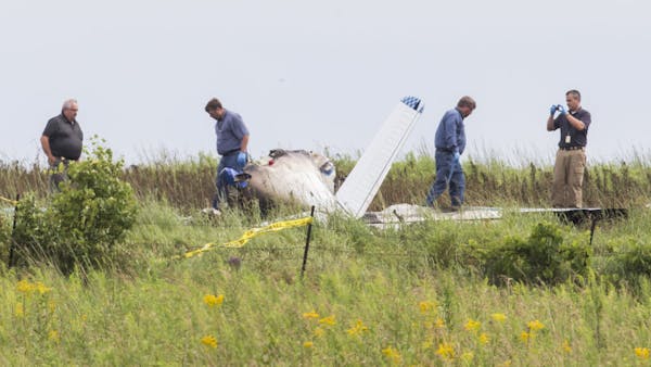 Four people die in Wisconsin plane crash
