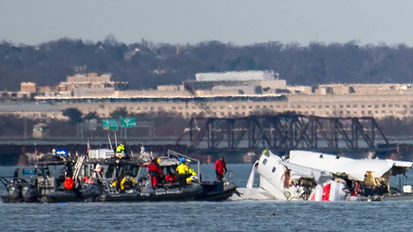 ‘Heartbreaking’ search for those killed in D.C. aircraft collision continues