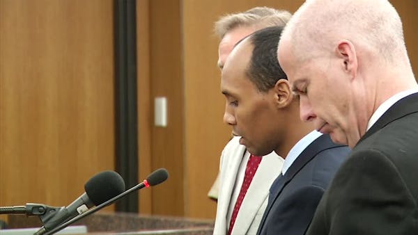 Mohamed Noor apologizes for fatal shooting of Justine Damond