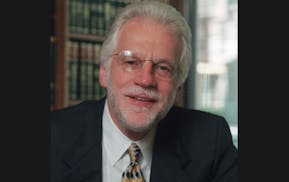 Prominent Twin Cities defense attorney Ron Meshbesher dies