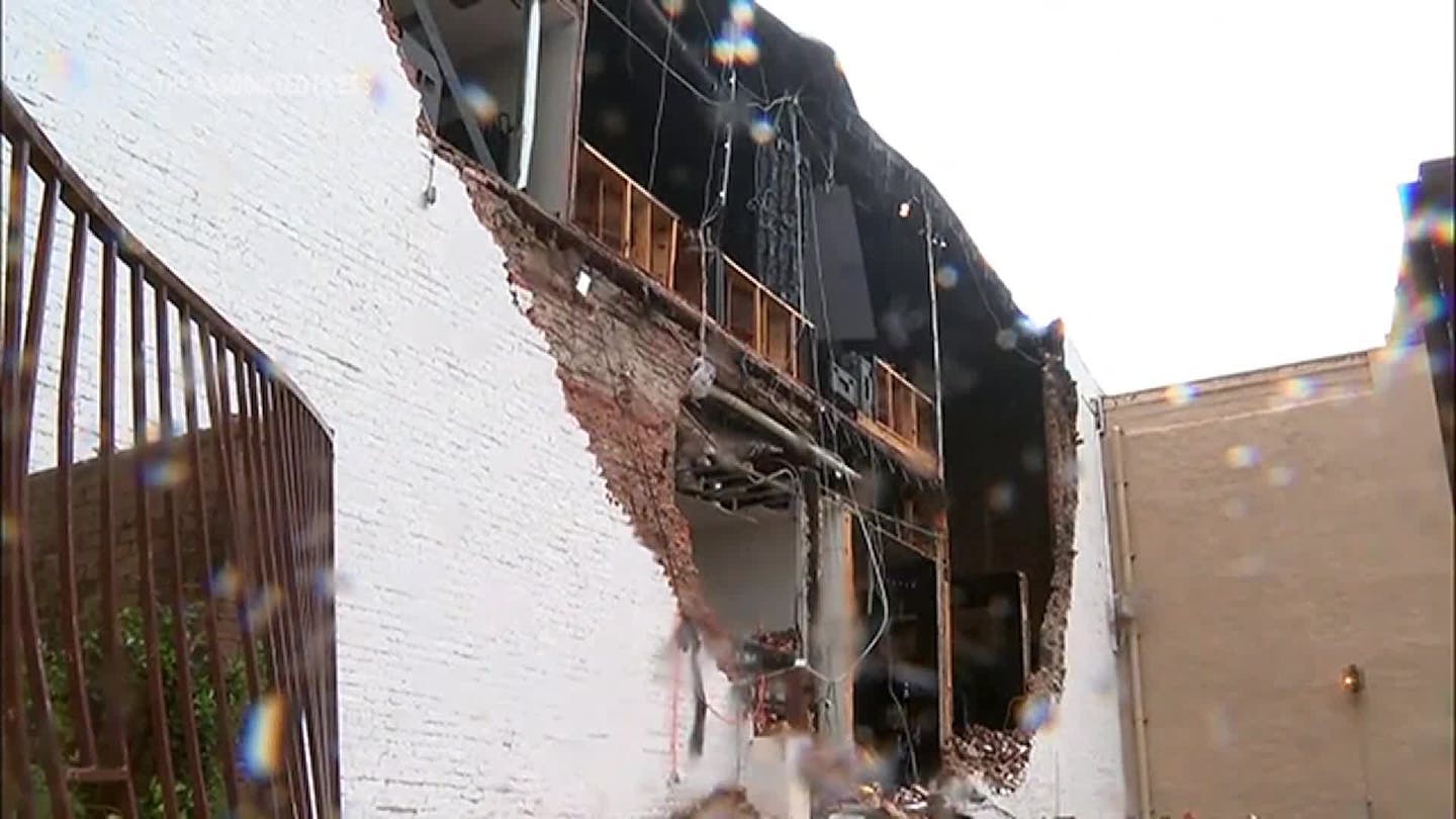 Severe storms in Houston knock out power to 900,000 homes