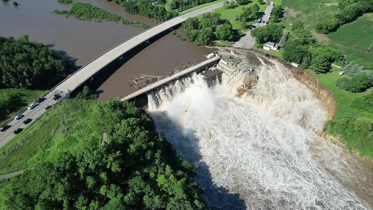 Mankato dam nears ‘imminent failure’ as river continues to rise
