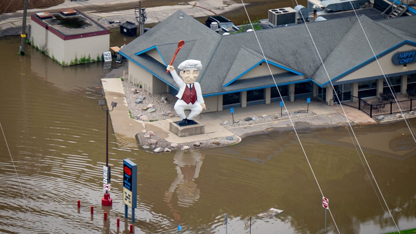 Gov. Tim Walz and Sen. Amy Klobuchar tour flooded areas in southern Minnesota