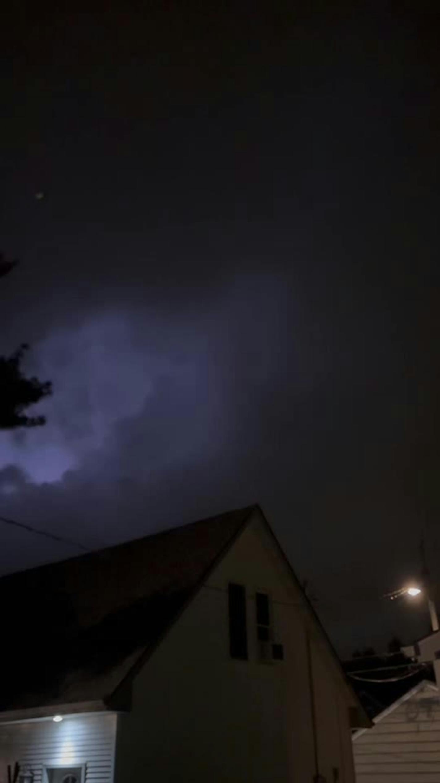 Overnight storms trigger sirens, warnings after midnight