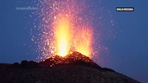 Mount Etna erupts in natural fireworks display