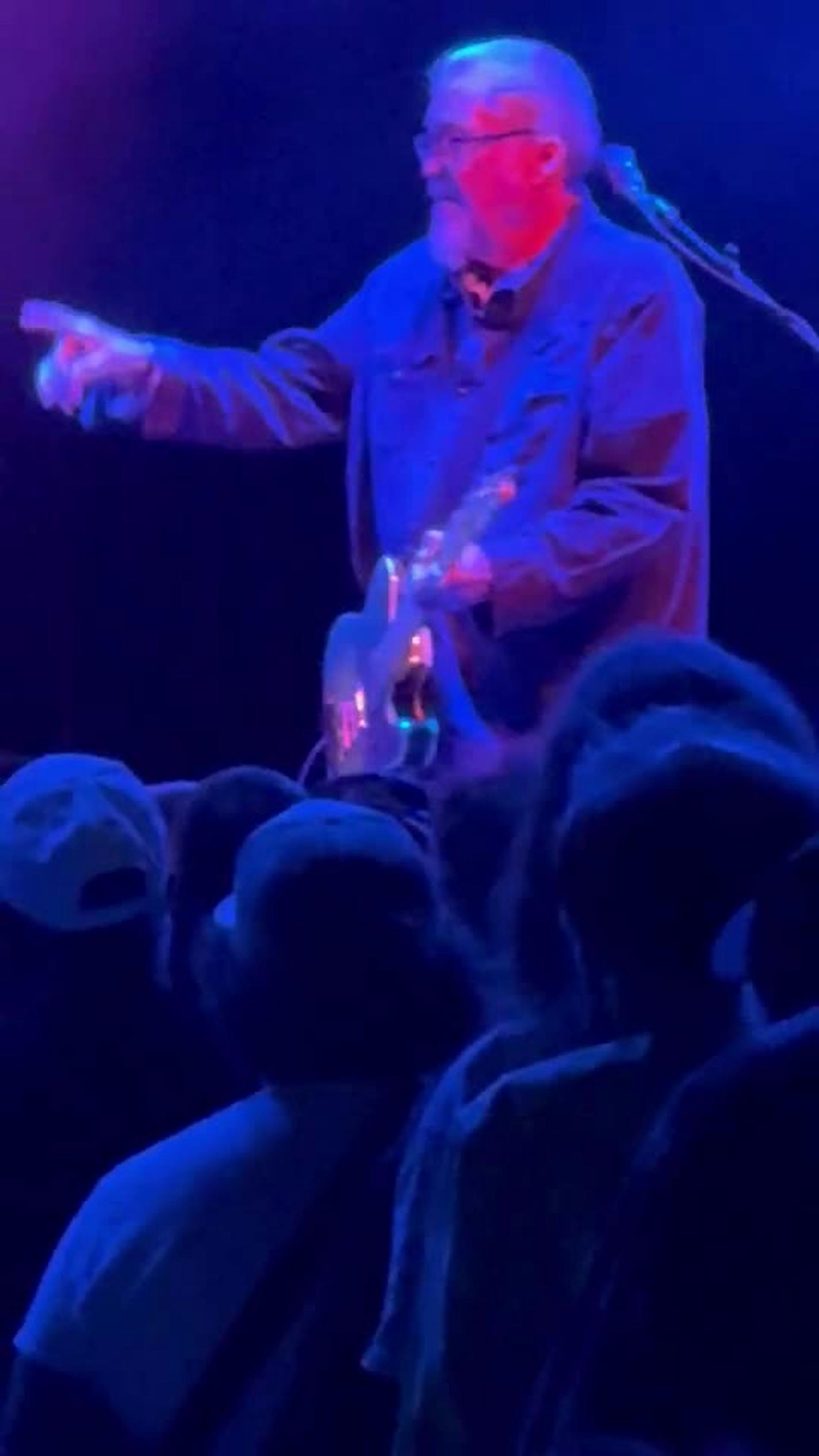 David Hidalgo tares into the Grateful Dead’s “Bertha” with some guitar noodling