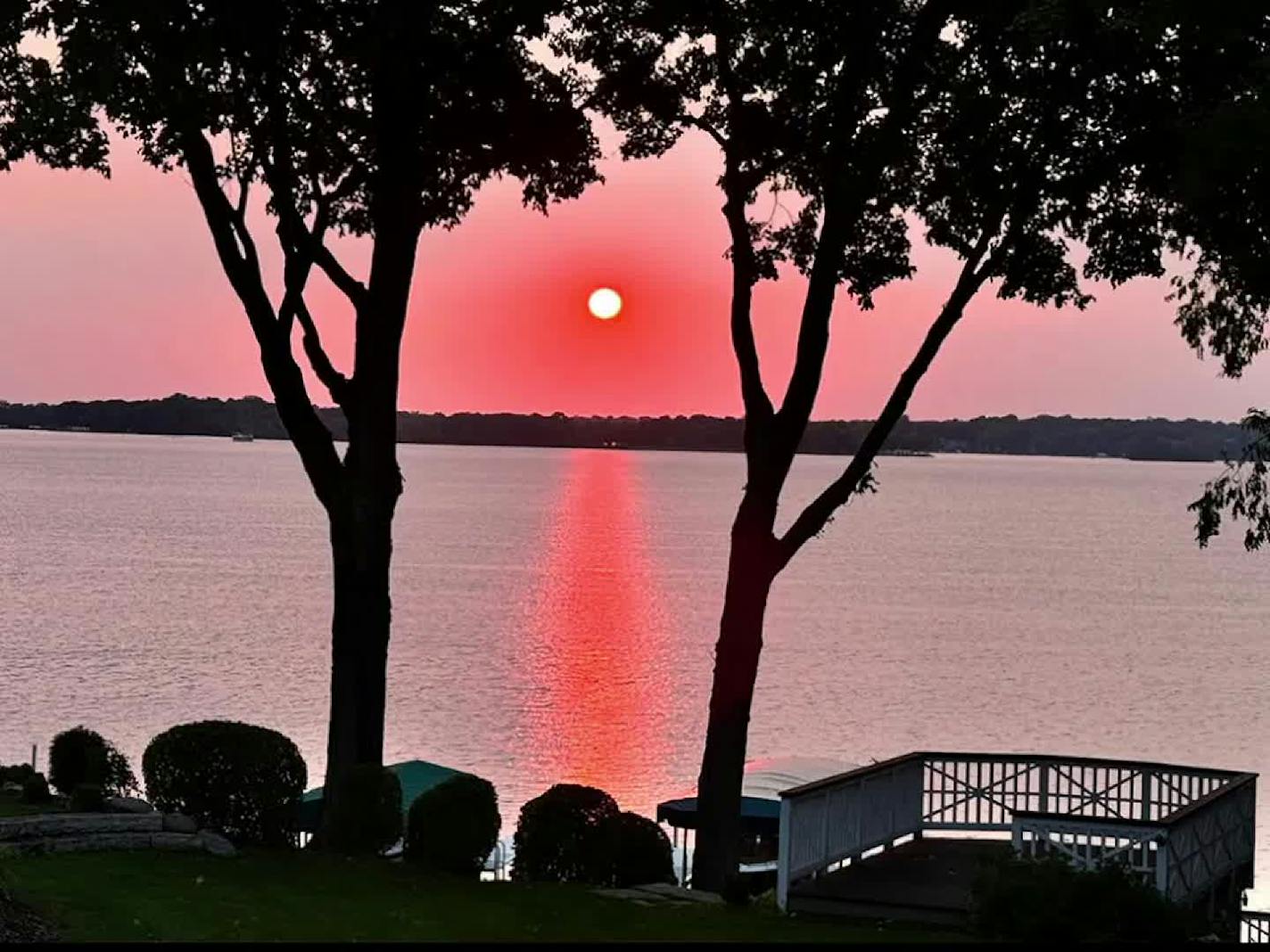 80s with smoky sunshine into next week for Minnesota while Hurricane Francine impacts Louisiana